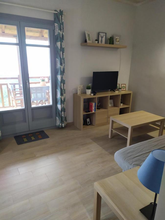 Eden View Apartment Sotir Ngoại thất bức ảnh